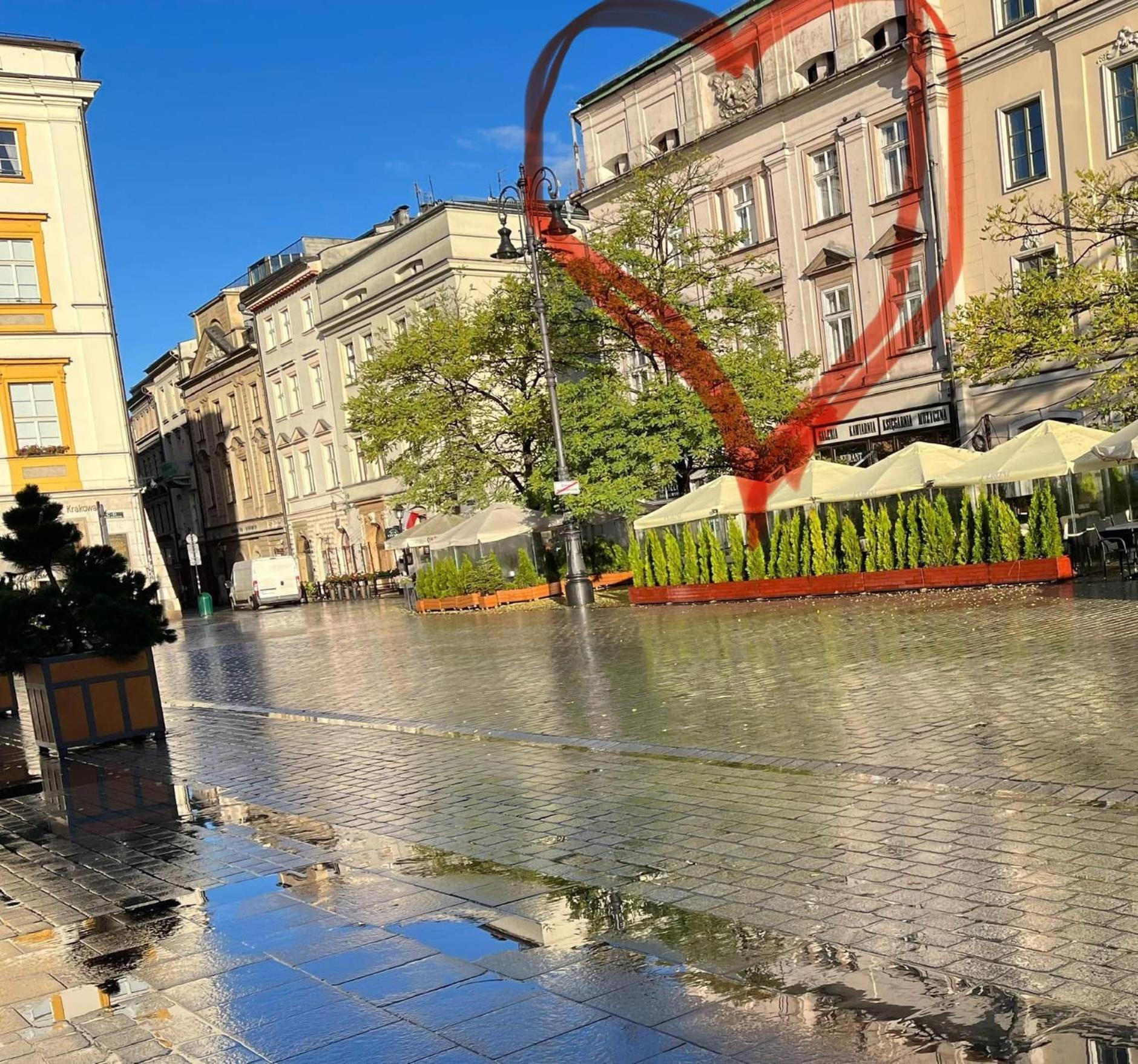 Residence B&B La Fontaine Aparthotel Краков Экстерьер фото